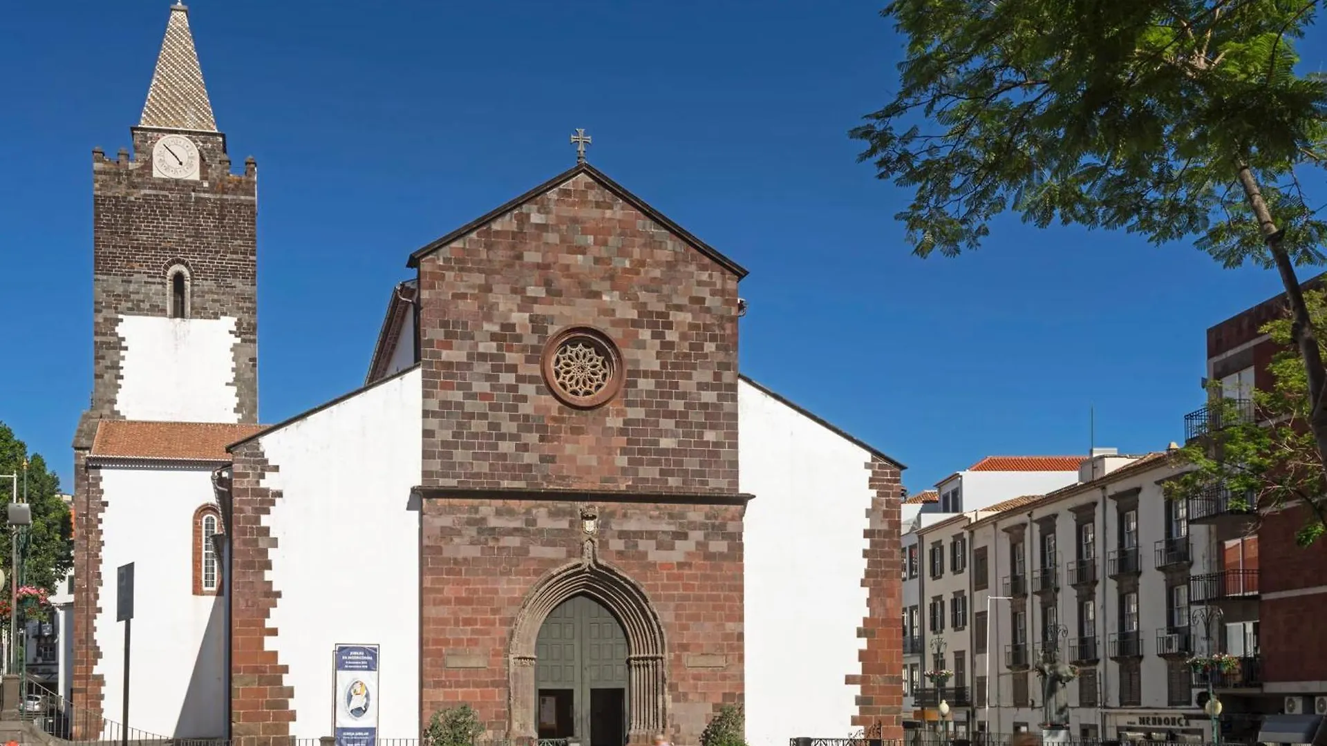 Apartment Arriaga Residence I By An Island Apart Funchal