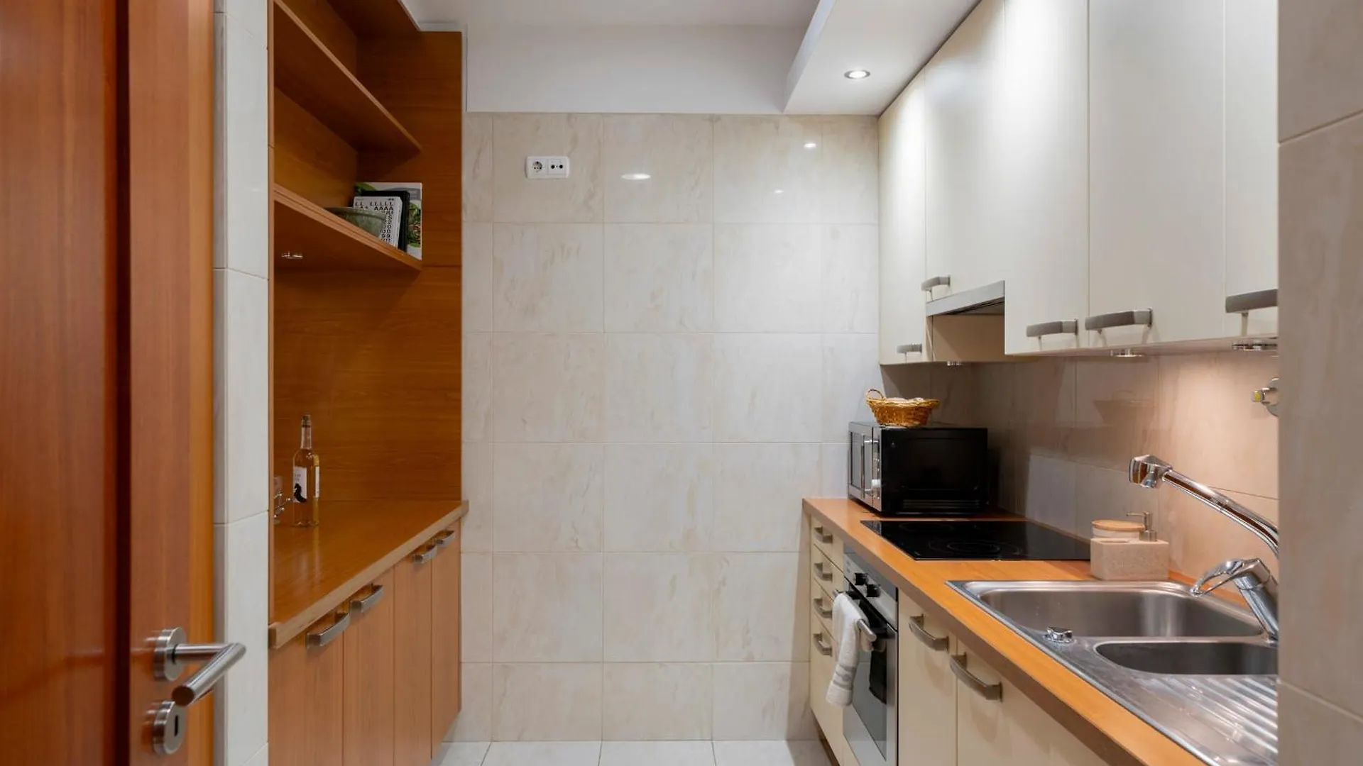 Apartment Arriaga Residence I By An Island Apart Funchal